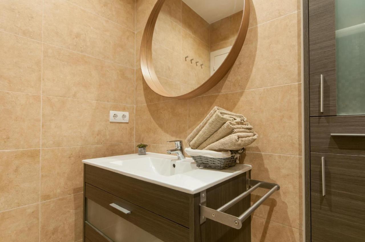 Elevated Experience - Urquinaona Apartment Barcelona Ngoại thất bức ảnh